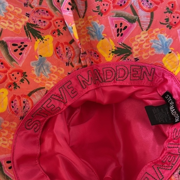Brand New Steve Madden Large Beach Hat Coral Tropical Fruit Floppy Straps Sun main image 4
